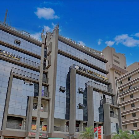 Hotel Lee Platinum Ahmedabad Exterior foto